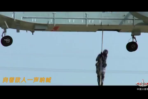 MV：士兵冲锋要《呐喊》，哪怕火海与刀山！